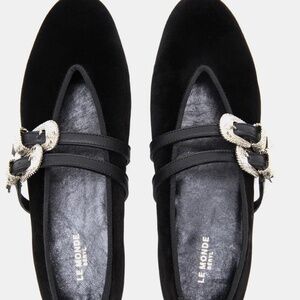 Le Monde Beryl Claudia Flats-Velvet Size 38